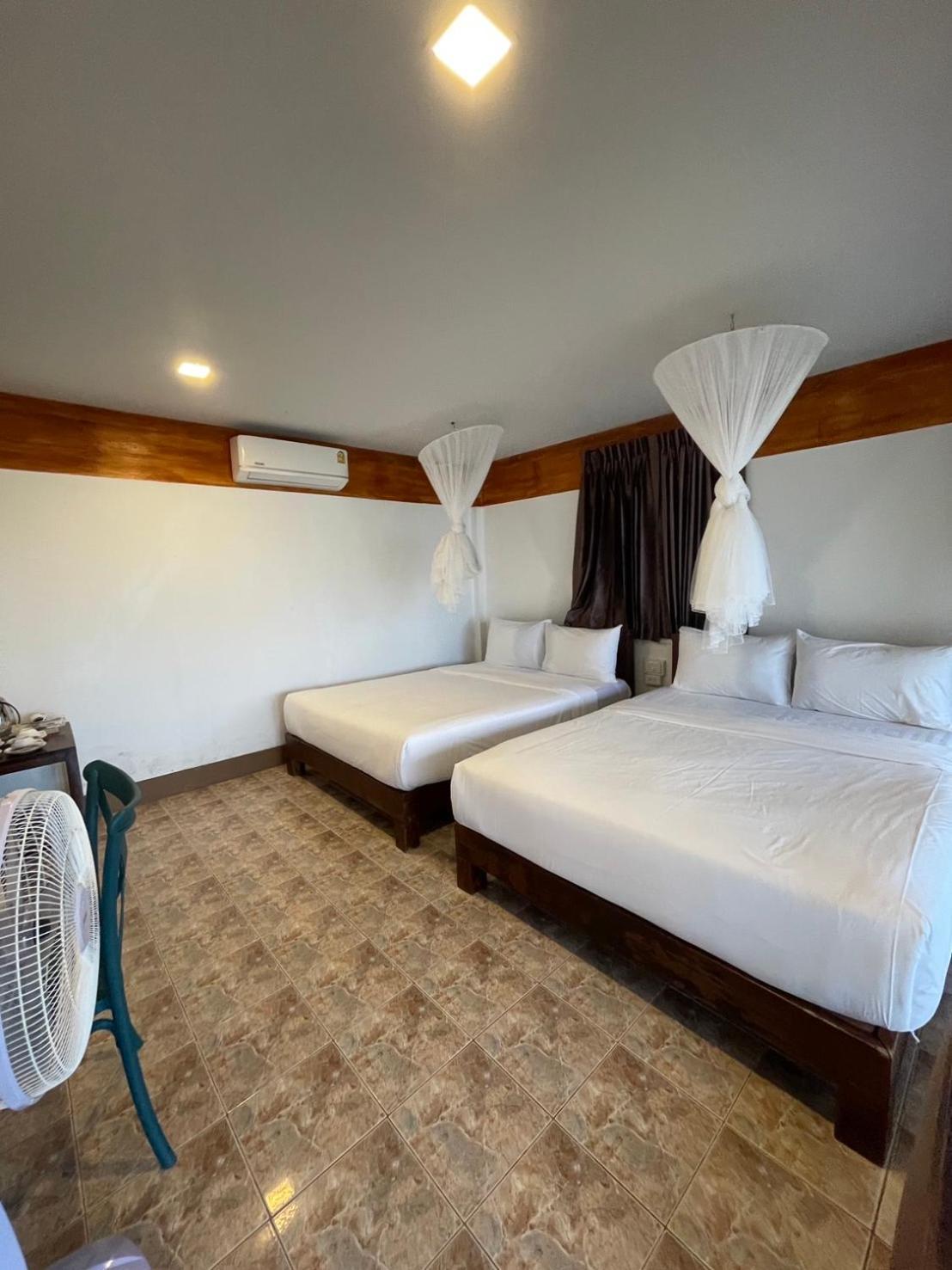 Phi Phi Private Beach Resort Exterior photo